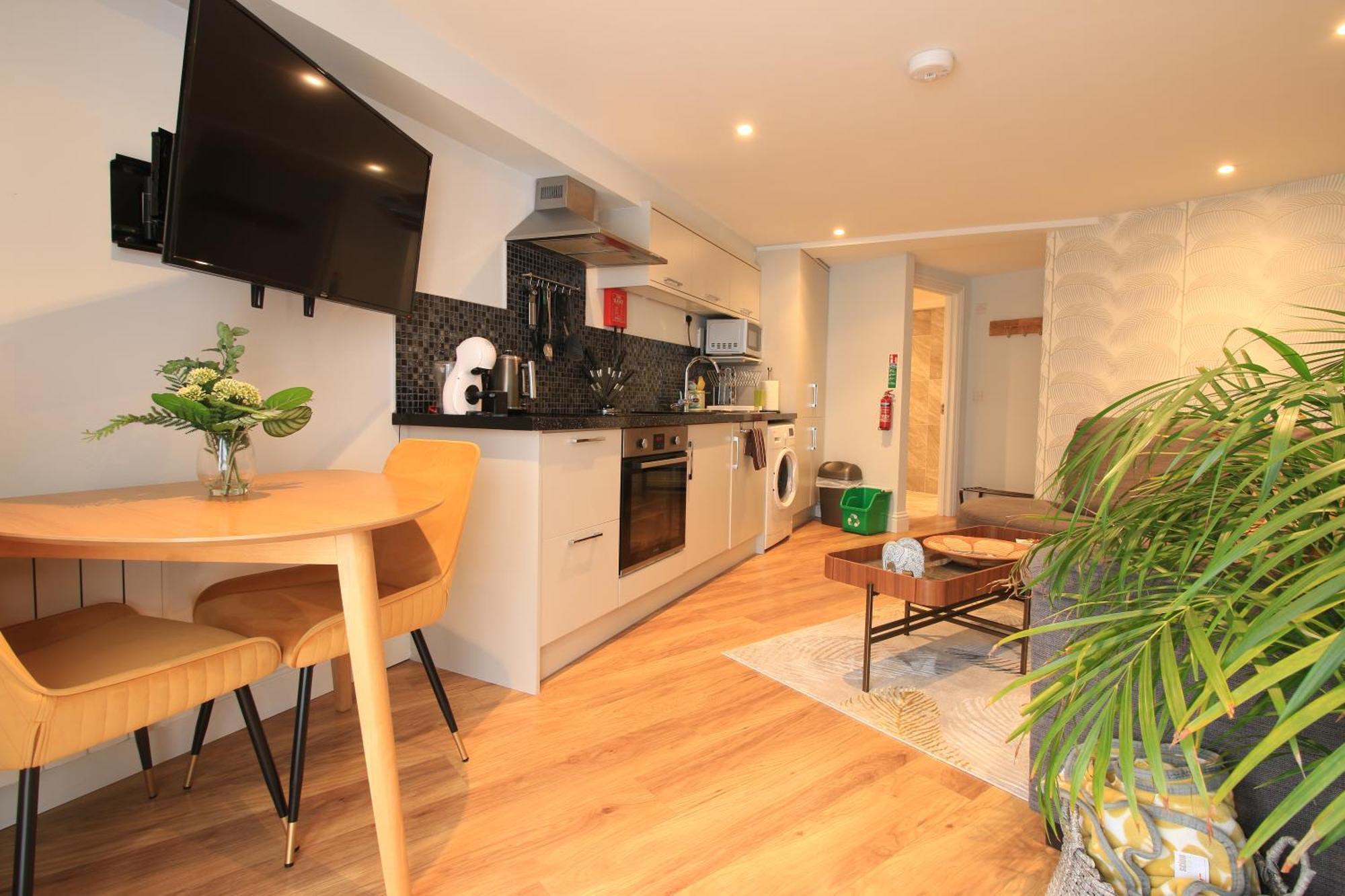 Streamside Apartments Yeovil Esterno foto
