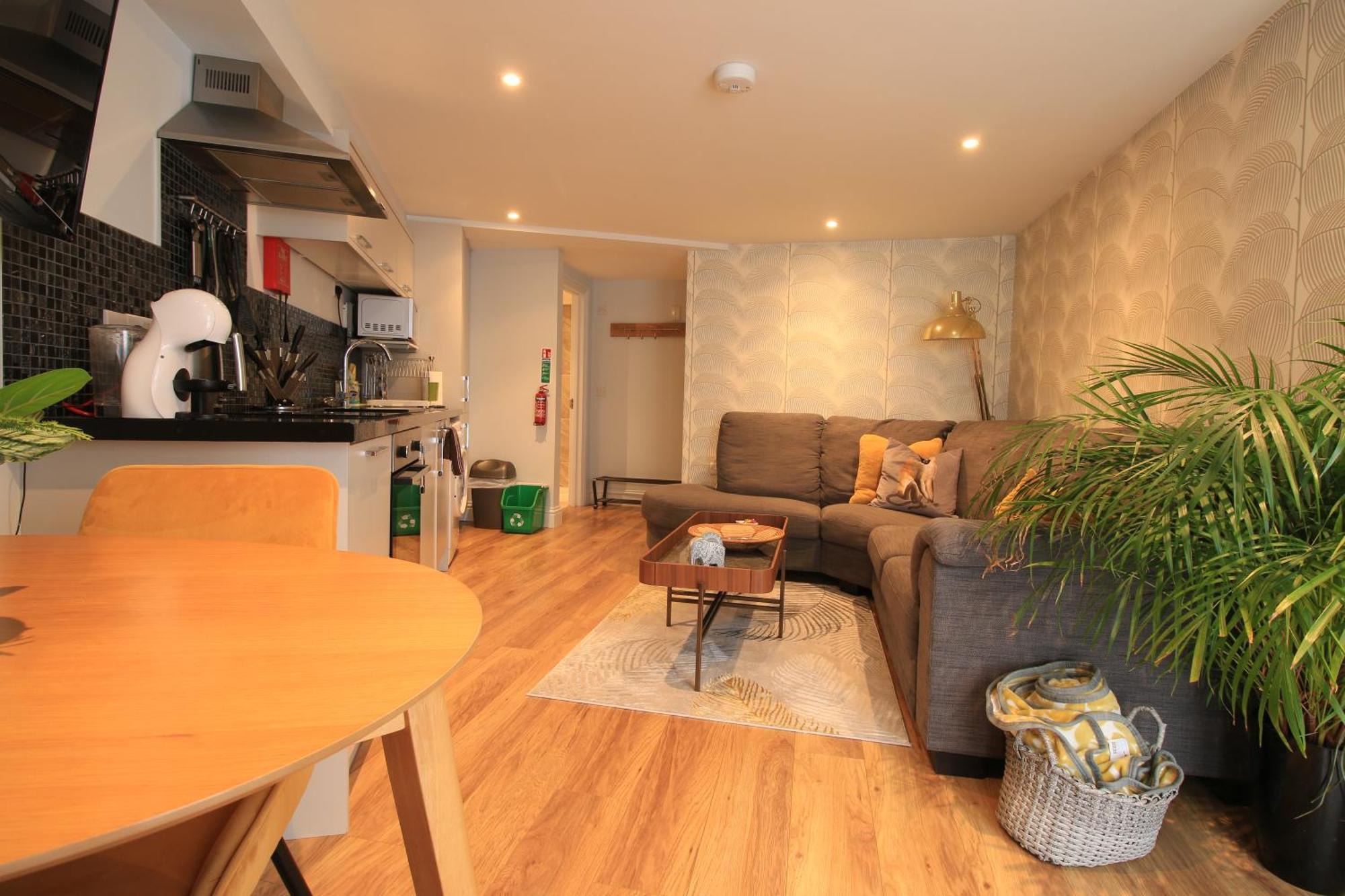 Streamside Apartments Yeovil Esterno foto